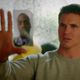 Robbie Amell en Upload.
